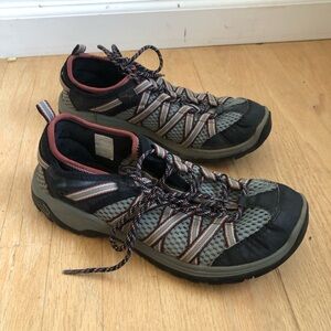 CHACO OUTCROSS EVO 2 LIGHT HIKER QUARRY SNEAKERS MENS SIZE 8.5 $120 SHOES
